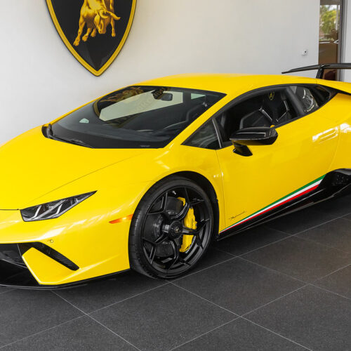 2018 “Giallo Inti” lamborghini